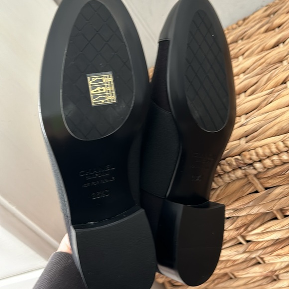 Chanel uniform black shoes 38.5c - Picture 7 of 8
